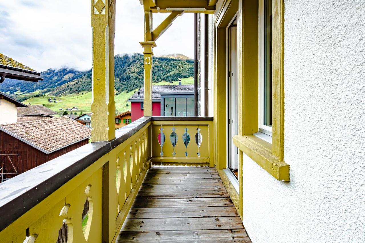Hotel Vallatscha Curaglia Kültér fotó
