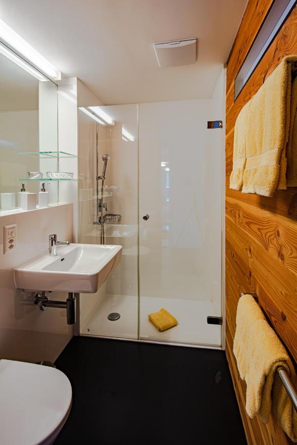 Hotel Vallatscha Curaglia Kültér fotó