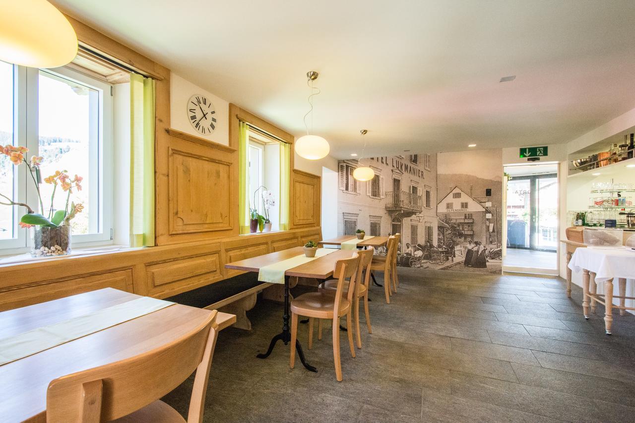 Hotel Vallatscha Curaglia Kültér fotó